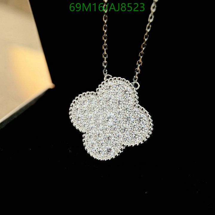 Van Cleef & Arpels-Jewelry Code: AJ8523 $: 69USD