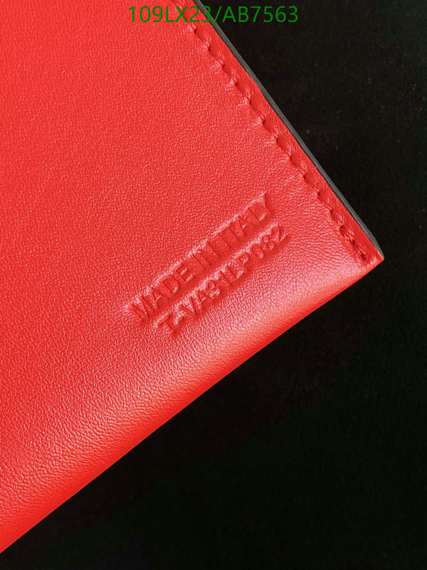 Valentino-Bag-4A Quality Code: AB7563 $: 109USD