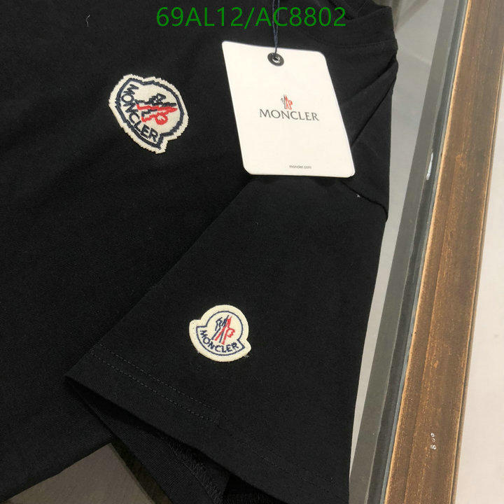 Moncler-Clothing Code: AC8802 $: 69USD