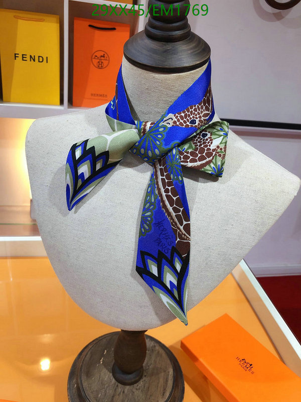 Hermes-Scarf Code: EM1769 $: 29USD