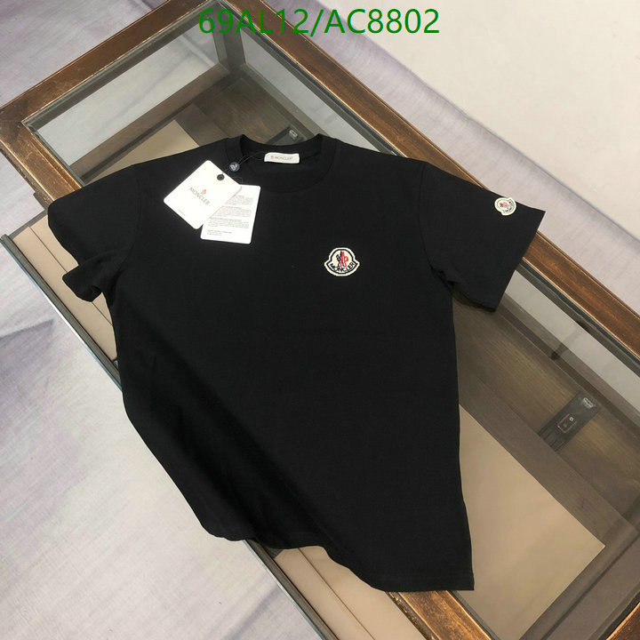 Moncler-Clothing Code: AC8802 $: 69USD