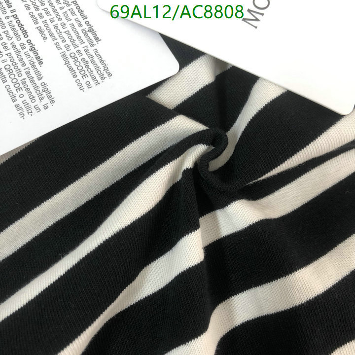 Moncler-Clothing Code: AC8808 $: 69USD