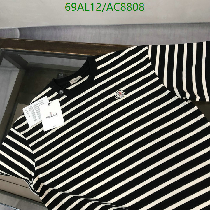 Moncler-Clothing Code: AC8808 $: 69USD