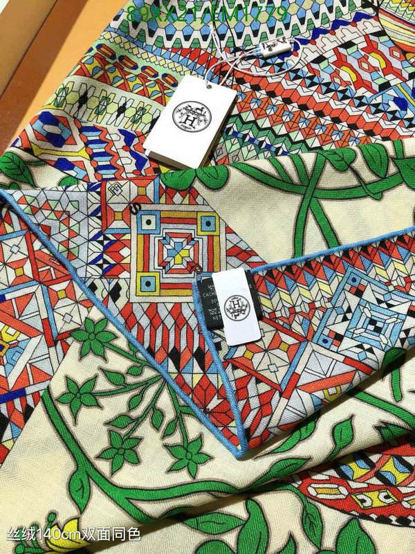 Hermes-Scarf Code: EM1779 $: 89USD