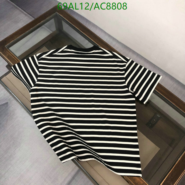 Moncler-Clothing Code: AC8808 $: 69USD