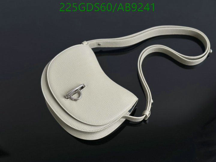 Burberry-Bag-Mirror Quality Code: AB9241 $: 225USD