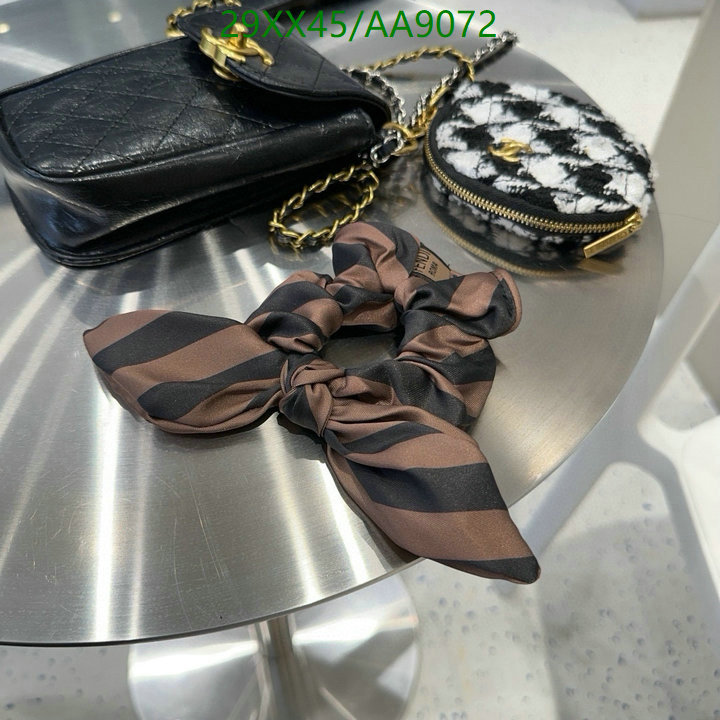 Fendi-Headband Code: AA9072 $: 29USD