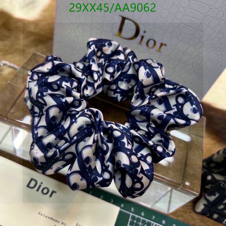 Dior-Headband Code: AA9062 $: 29USD