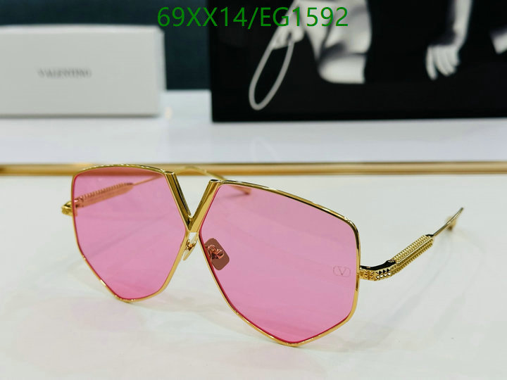 Valentino-Glasses Code: EG1592 $: 69USD