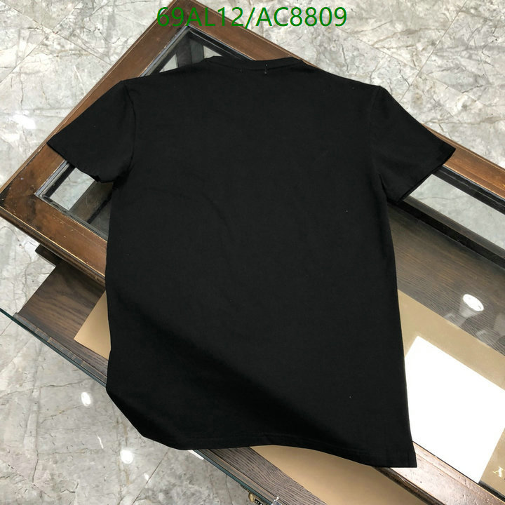 Moncler-Clothing Code: AC8809 $: 69USD