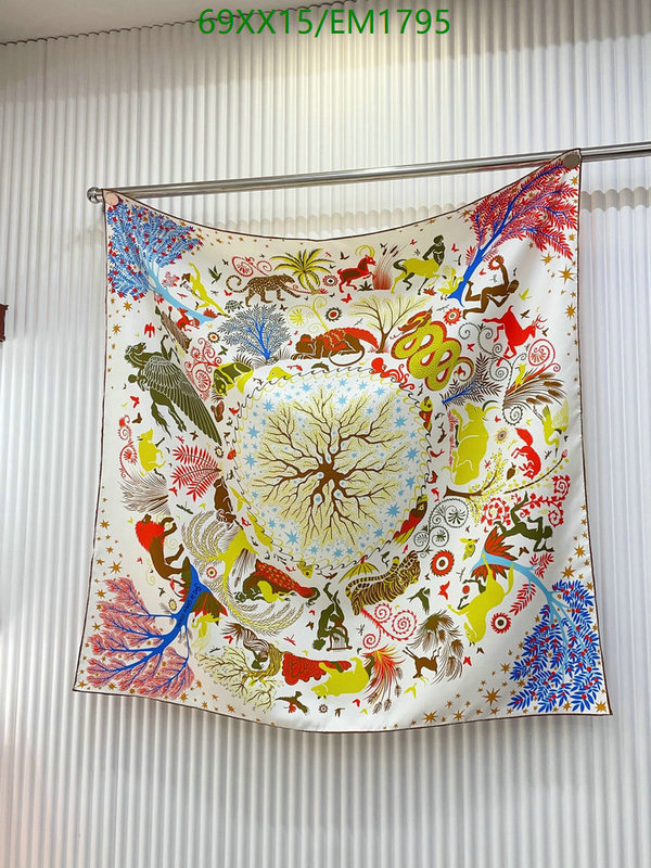 Hermes-Scarf Code: EM1795 $: 69USD