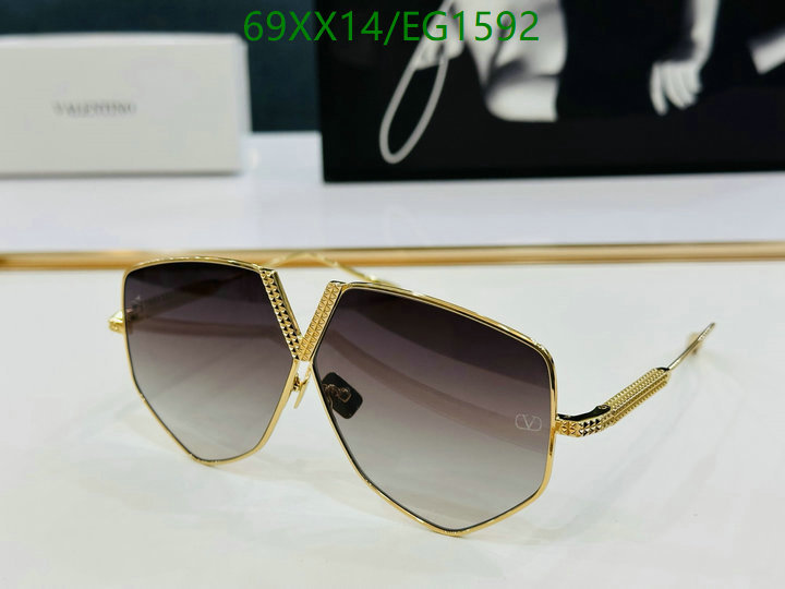 Valentino-Glasses Code: EG1592 $: 69USD