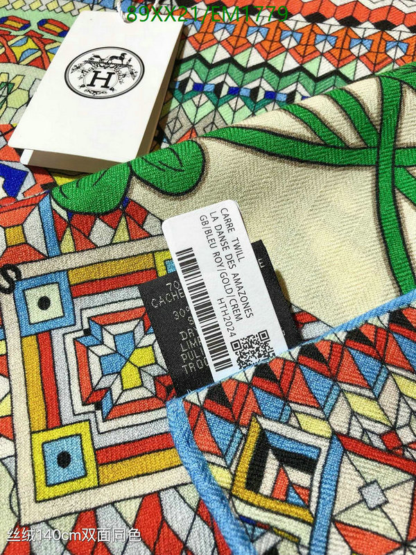 Hermes-Scarf Code: EM1779 $: 89USD