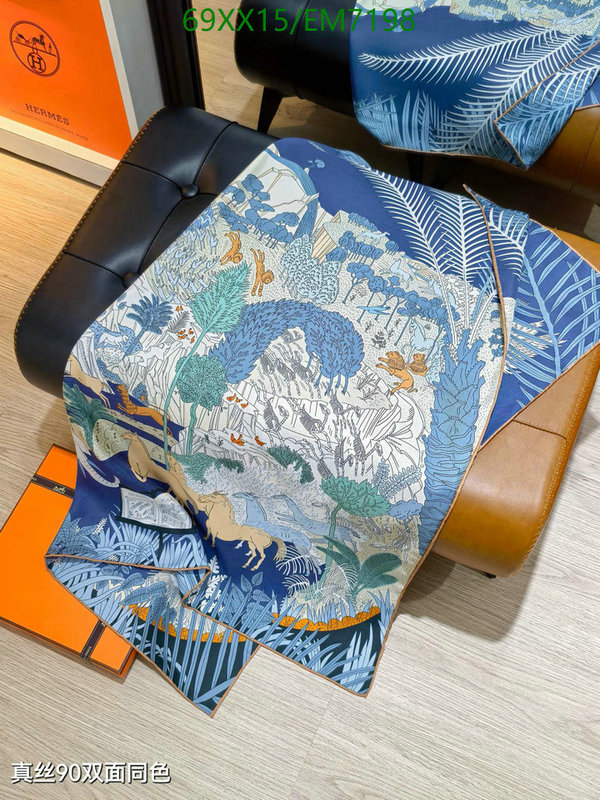Hermes-Scarf Code: EM7198 $: 69USD