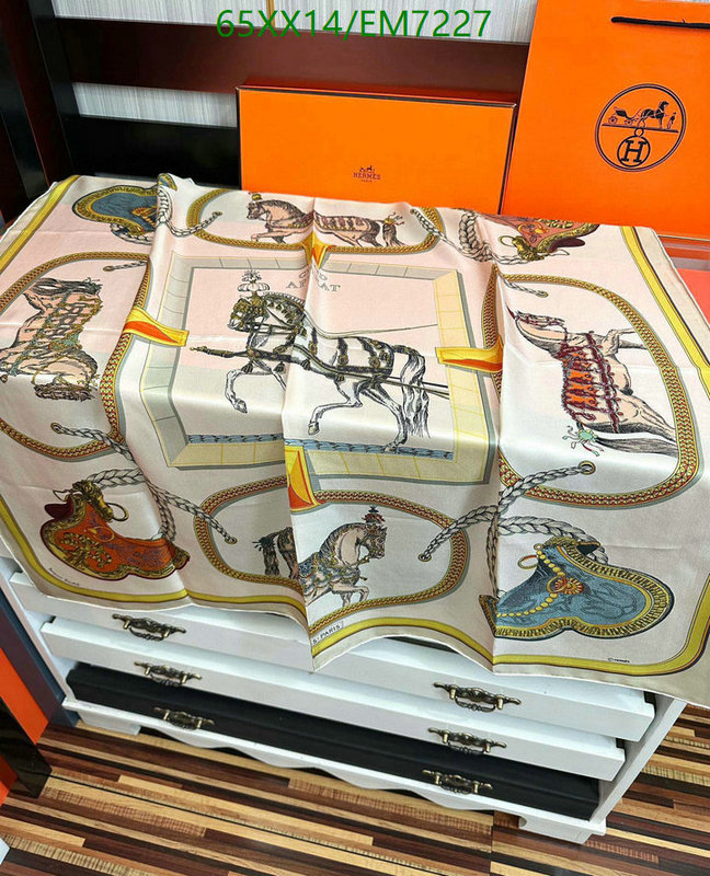 Hermes-Scarf Code: EM7227 $: 65USD