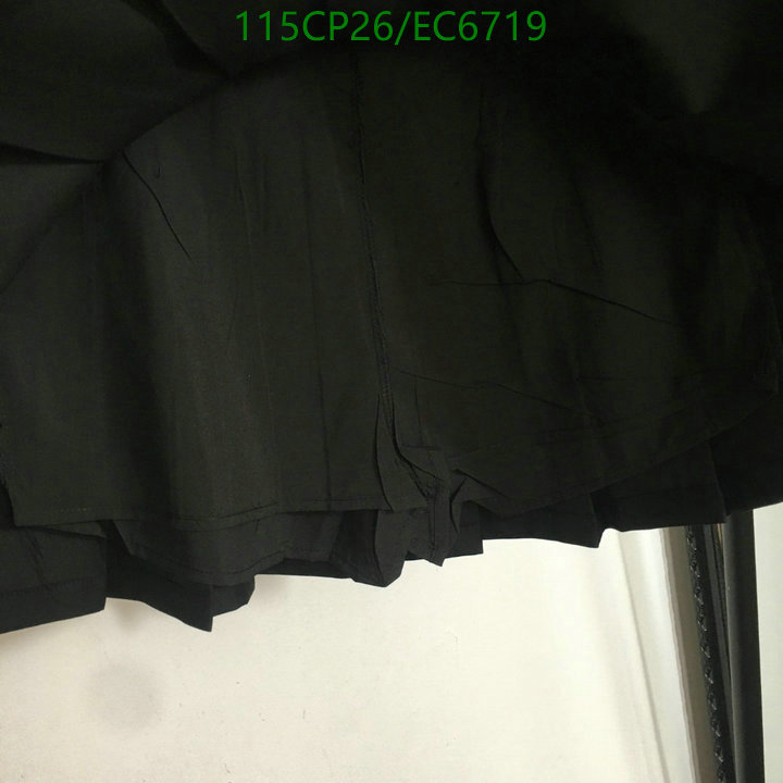 LV-Clothing Code: EC6719 $: 115USD