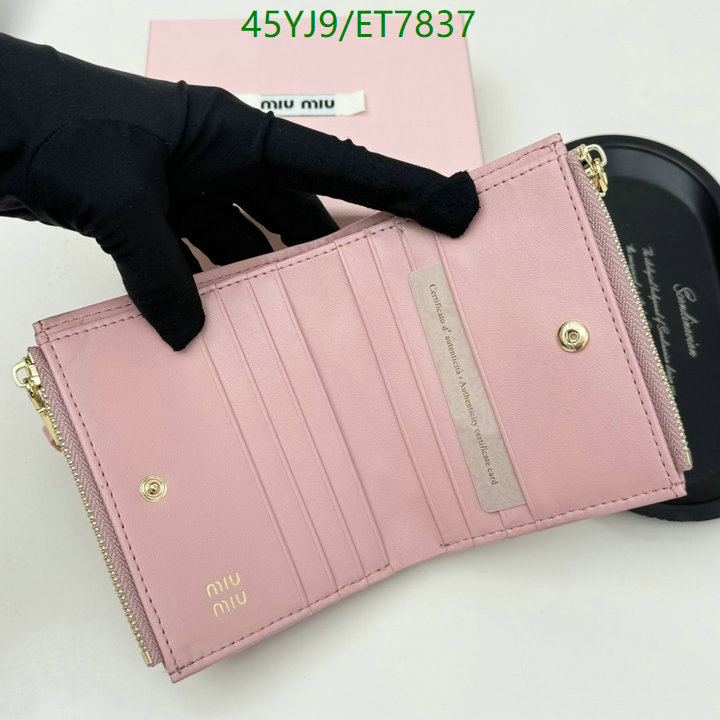 Miu Miu-Wallet-4A Quality Code: ET7837 $: 45USD