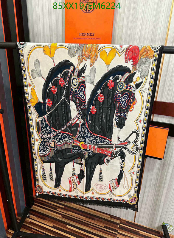 Hermes-Scarf Code: EM6224 $: 85USD