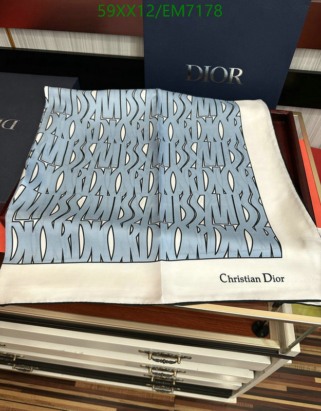Dior-Scarf Code: EM7178 $: 59USD