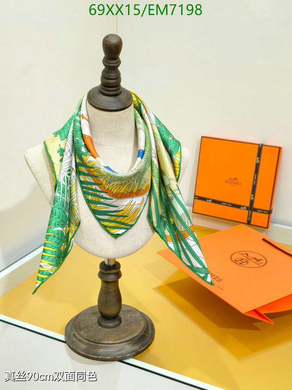 Hermes-Scarf Code: EM7198 $: 69USD