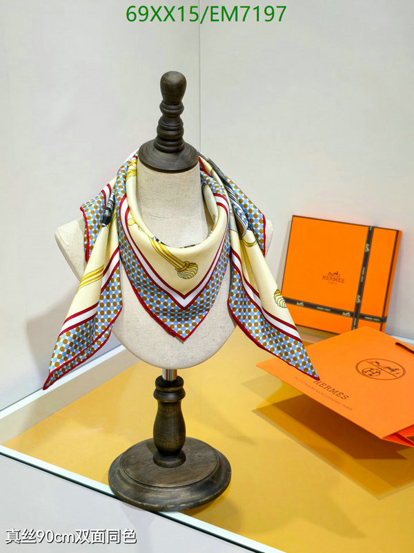 Hermes-Scarf Code: EM7197 $: 69USD