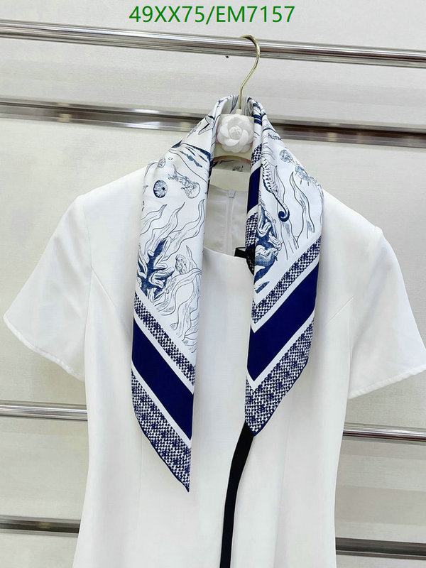 Dior-Scarf Code: EM7157 $: 49USD