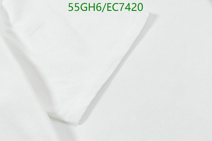 LV-Clothing Code: EC7420 $: 55USD