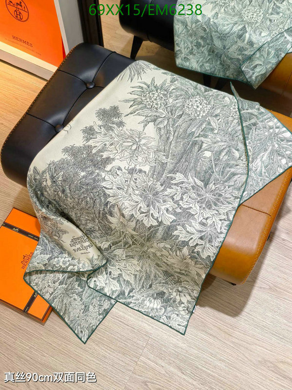 Hermes-Scarf Code: EM6238 $: 69USD