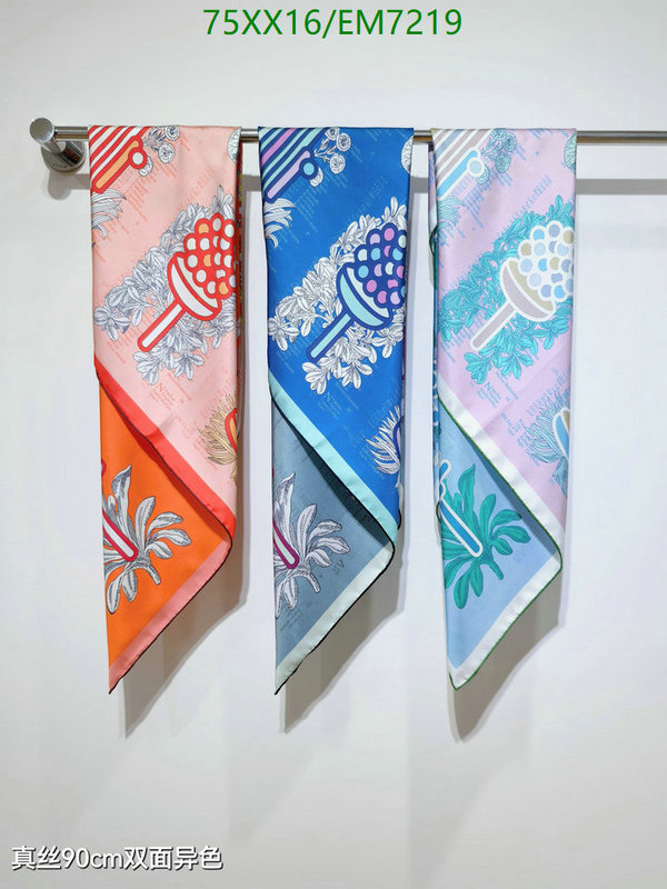 Hermes-Scarf Code: EM7219 $: 75USD