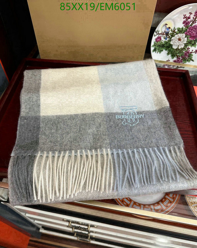 Burberry-Scarf Code: EM6051 $: 85USD