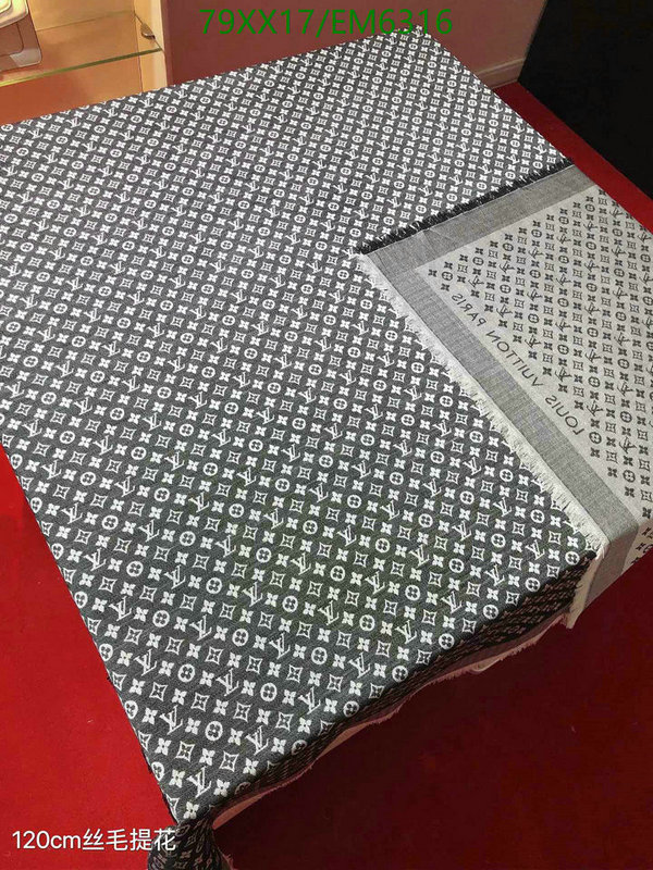 LV-Scarf Code: EM6316 $: 79USD