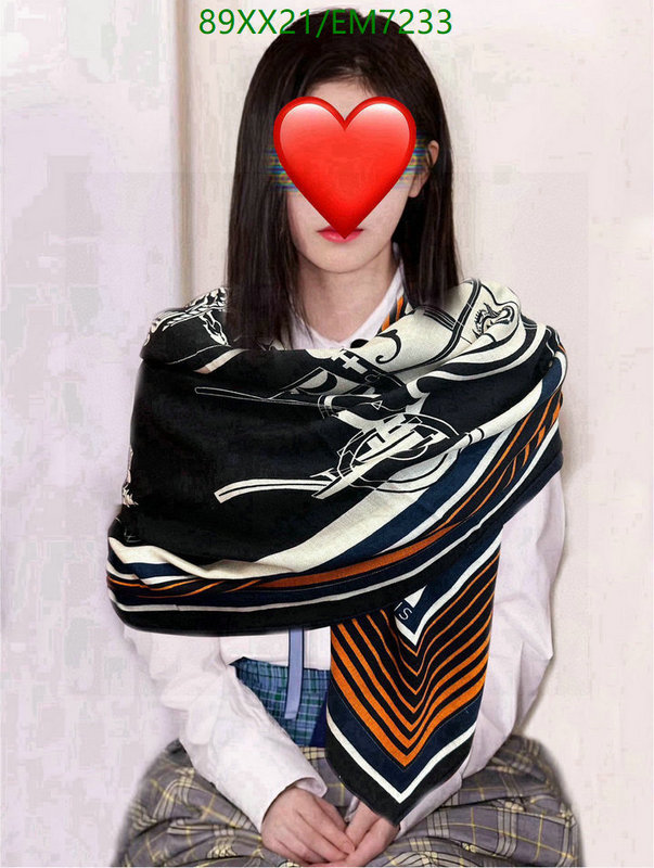 Hermes-Scarf Code: EM7233 $: 89USD