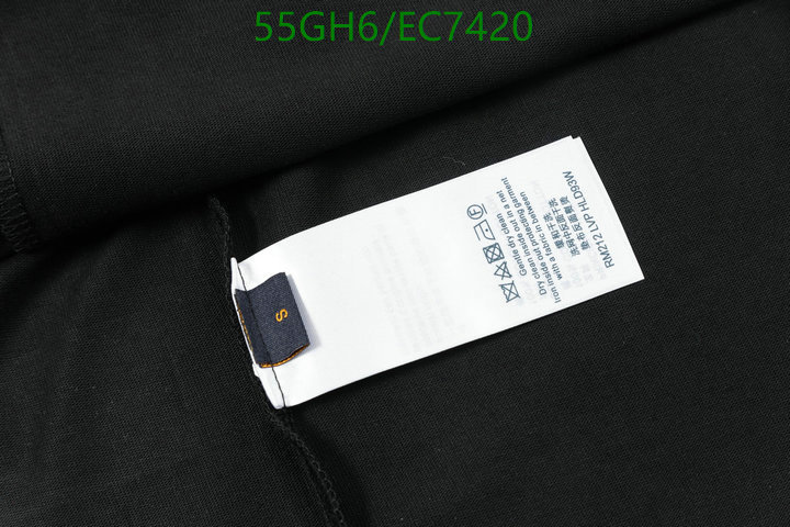 LV-Clothing Code: EC7420 $: 55USD