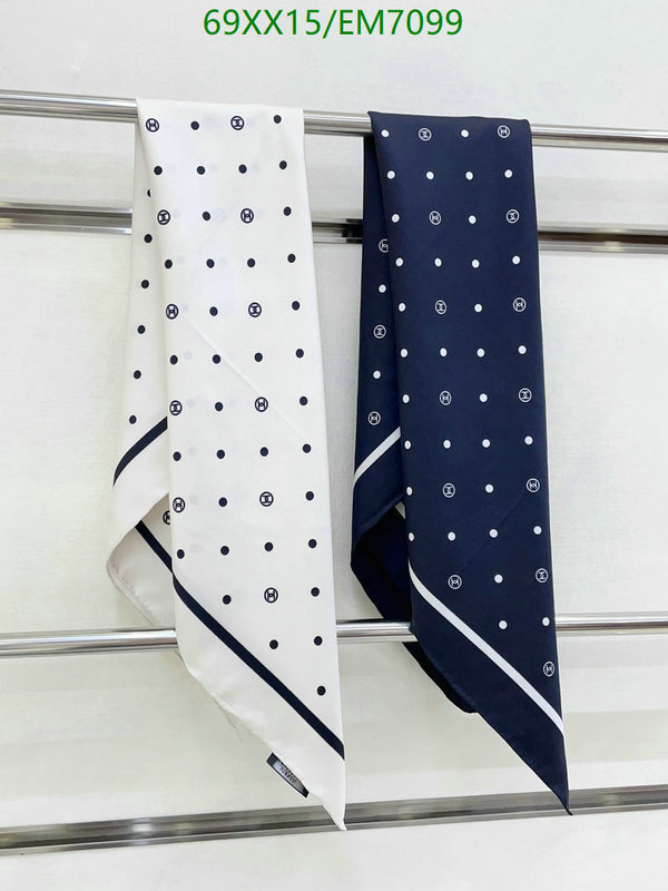 Chanel-Scarf Code: EM7099 $: 69USD