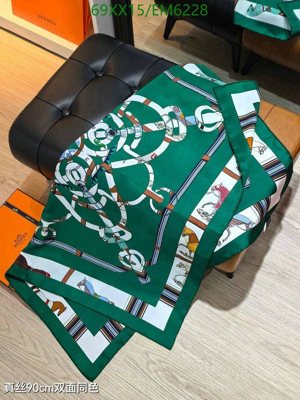 Hermes-Scarf Code: EM6228 $: 69USD