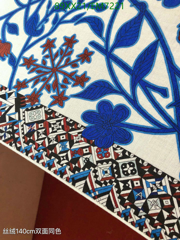 Hermes-Scarf Code: EM7221 $: 89USD