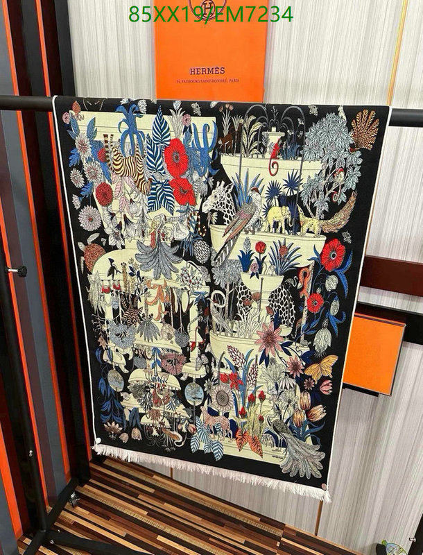 Hermes-Scarf Code: EM7234 $: 85USD
