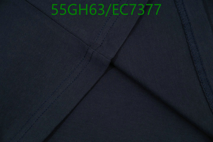 LV-Clothing Code: EC7377 $: 55USD