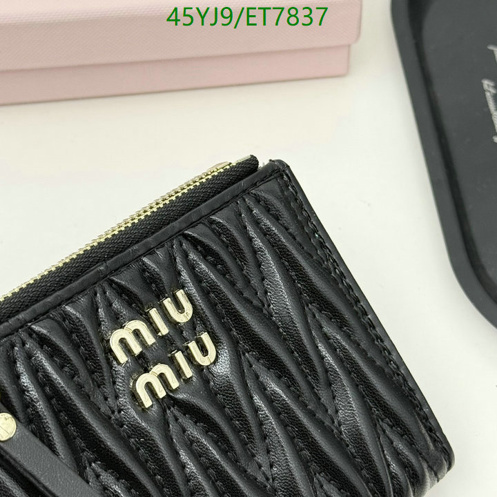 Miu Miu-Wallet-4A Quality Code: ET7837 $: 45USD