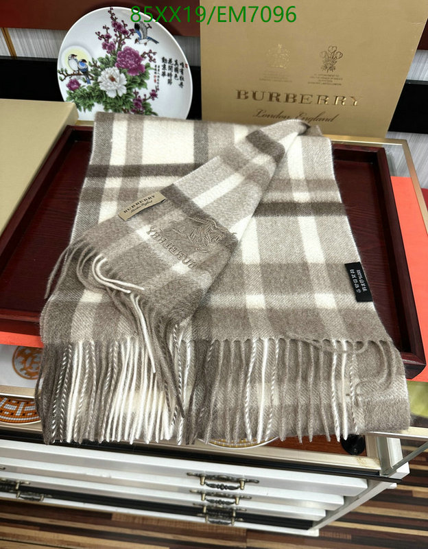 Burberry-Scarf Code: EM7096 $: 85USD