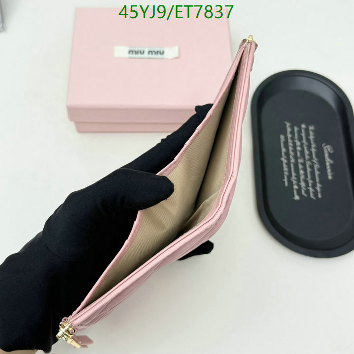 Miu Miu-Wallet-4A Quality Code: ET7837 $: 45USD