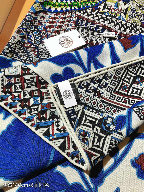 Hermes-Scarf Code: EM7221 $: 89USD