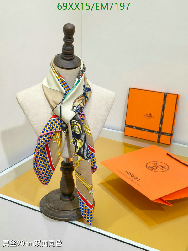 Hermes-Scarf Code: EM7197 $: 69USD