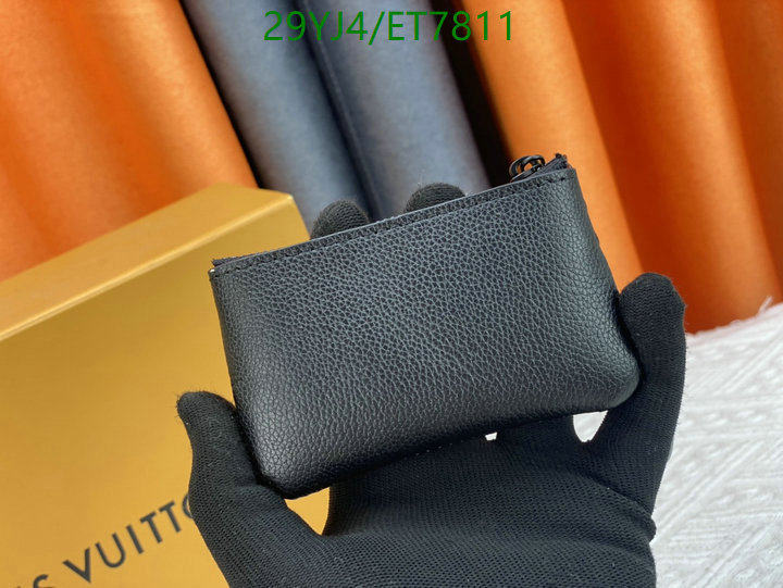 LV-Wallet-4A Quality Code: ET7811 $: 29USD