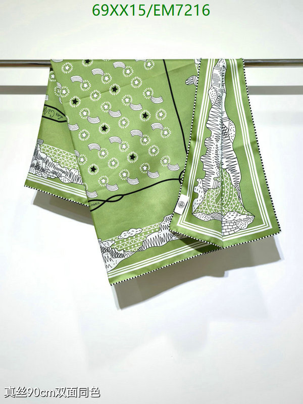 Hermes-Scarf Code: EM7216 $: 69USD