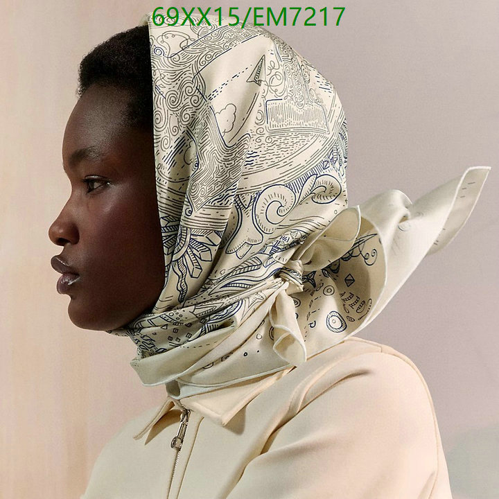 Hermes-Scarf Code: EM7217 $: 69USD