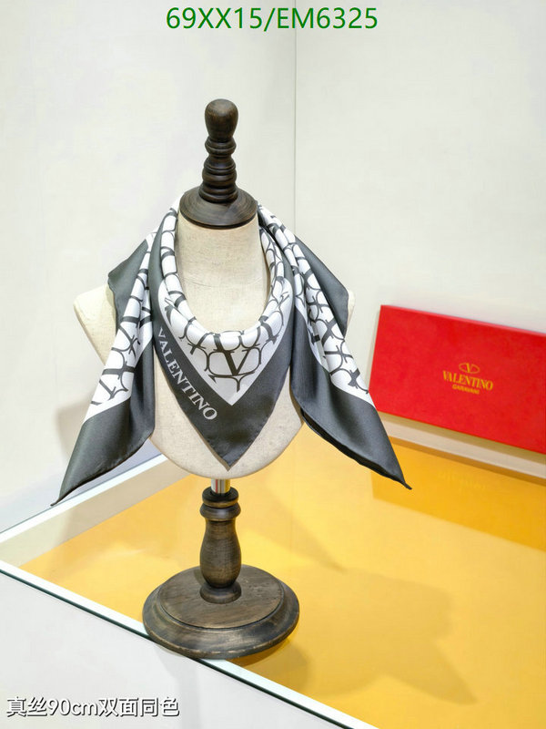 Valentino-Scarf Code: EM6325 $: 69USD