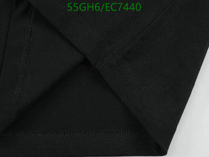 LV-Clothing Code: EC7440 $: 55USD