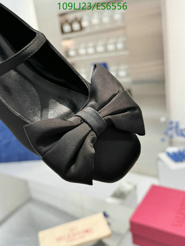Valentino-Women Shoes Code: ES6556 $: 109USD