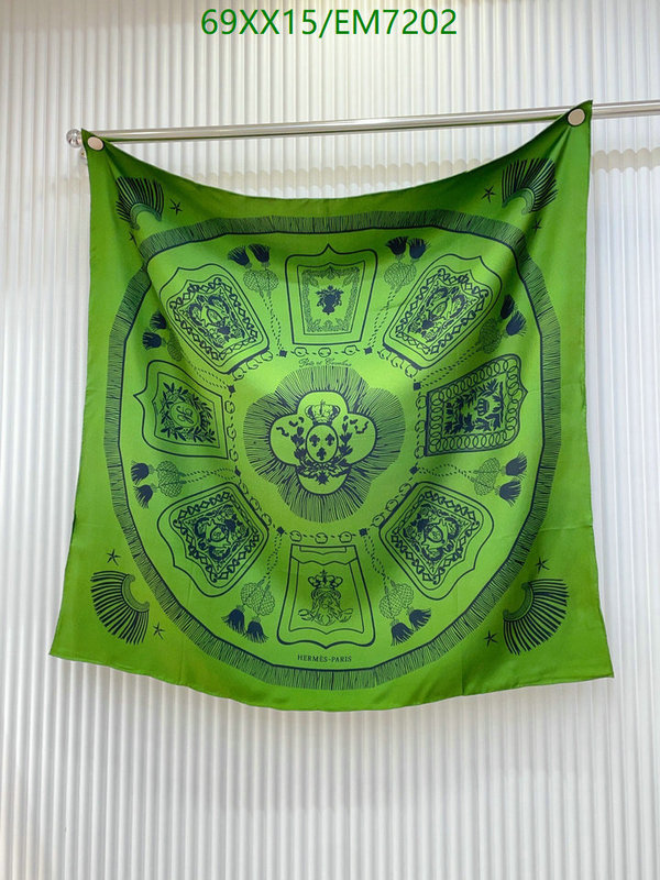 Hermes-Scarf Code: EM7202 $: 69USD